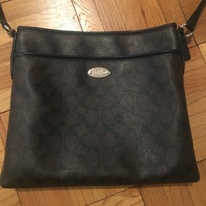 Coach Crossbody in Signature Canvas (F29210)